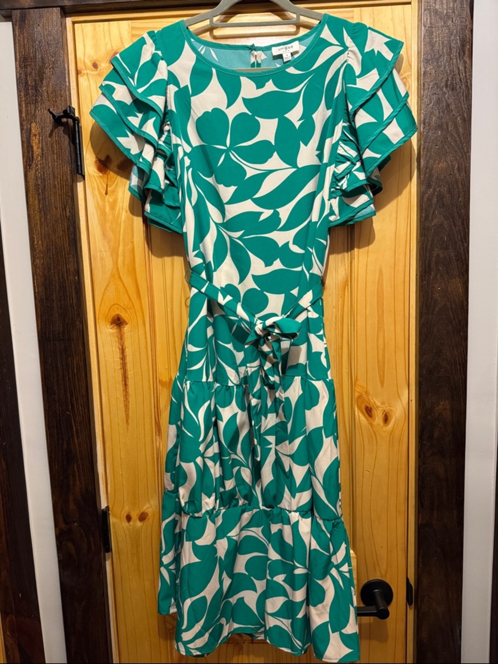 Umgee green and Cream Floral Ruffle dress medium